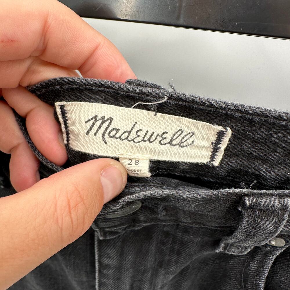 MADEWELL McCarren Raw-Hem Jean Skirt in Washed Black G5523 // 28 - Picture 6 of 12